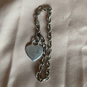Italian Sterling Silver Oval Link Bracelet. “Tiffany Style” Heart Tag Charm